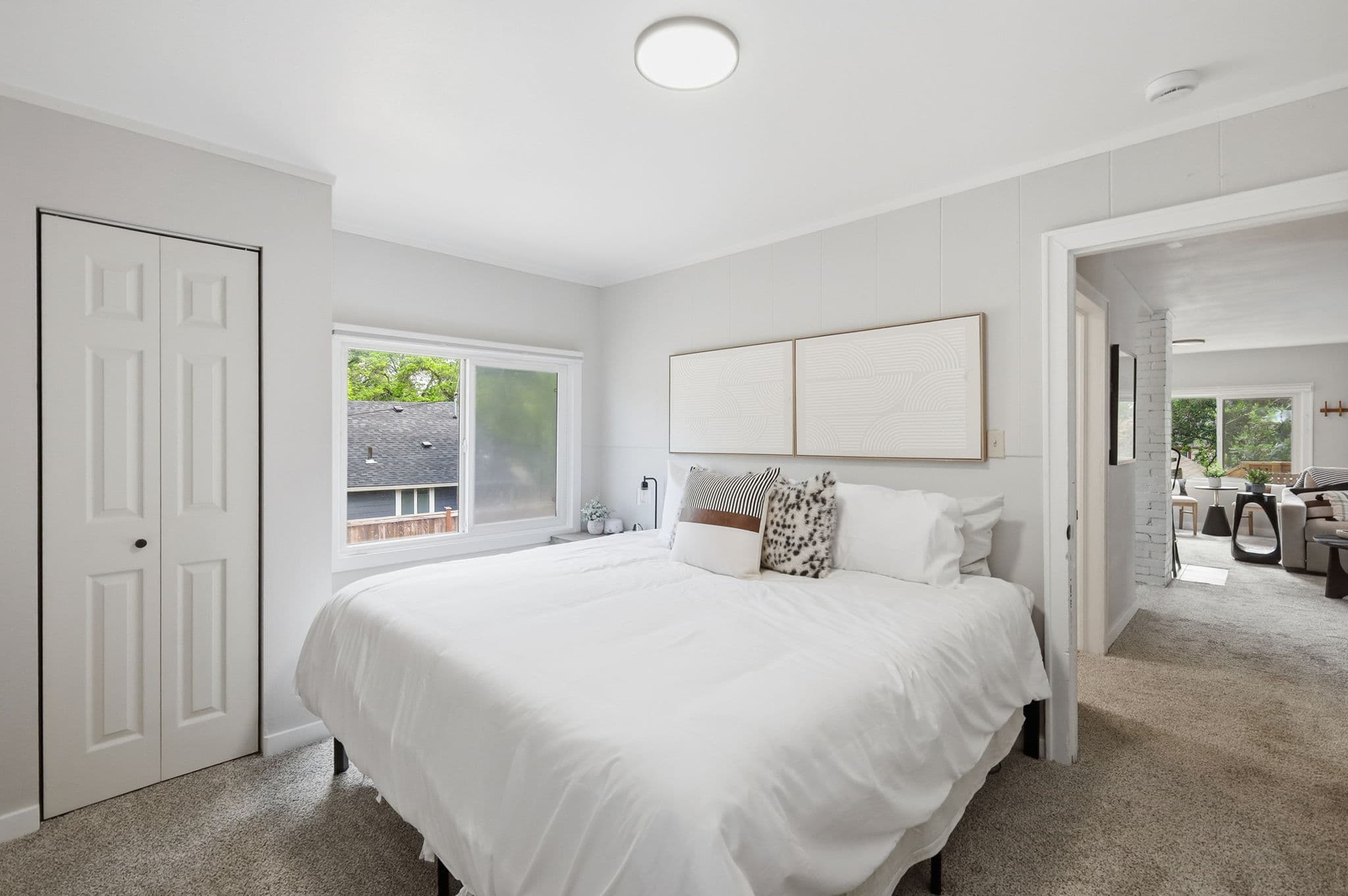 560 W 13th - 1320 Washington interior gallery view 46