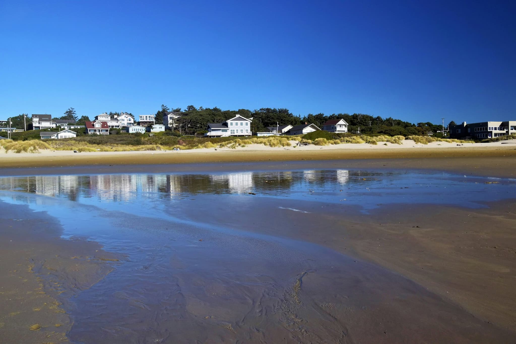 Coastal Selling in Florence: Vacation Rentals and Salt Air